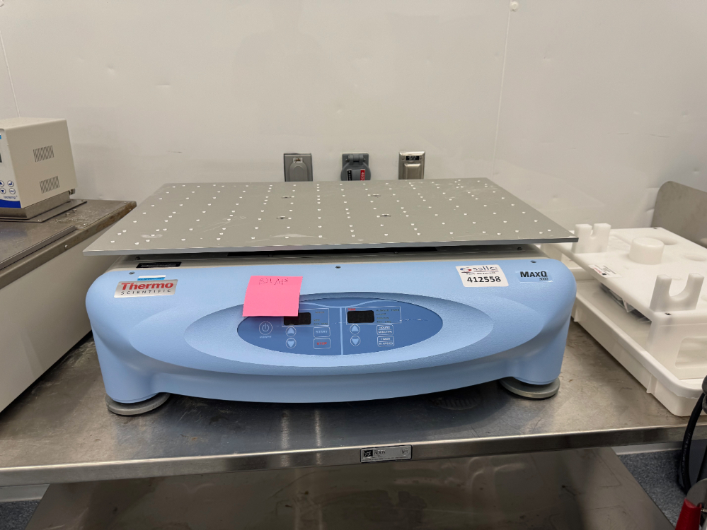 Image of Thermo MaxQ 3000 Platform Shaker